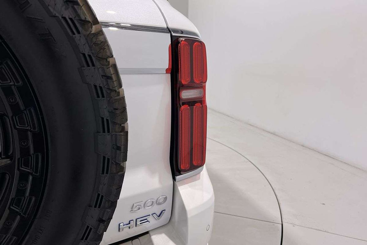 2024 GWM Tank 500 Ultra Hybrid P03