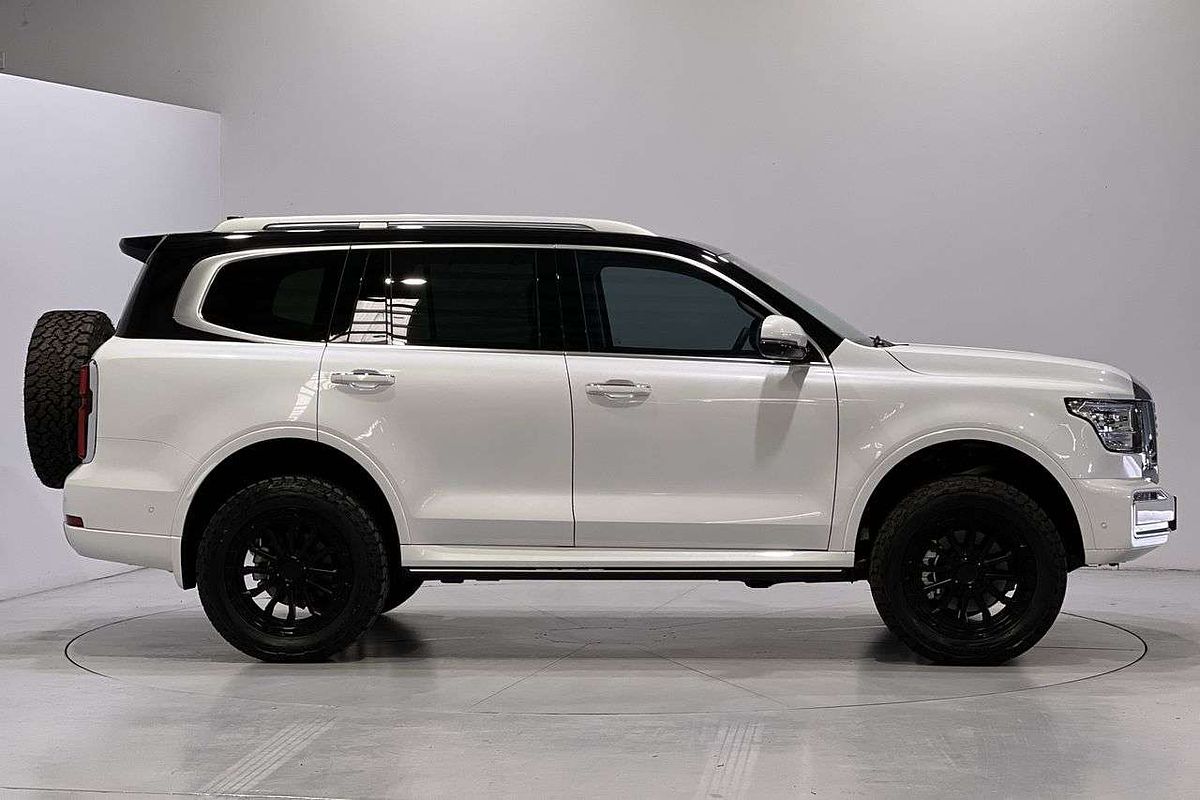 2024 GWM Tank 500 Ultra Hybrid P03