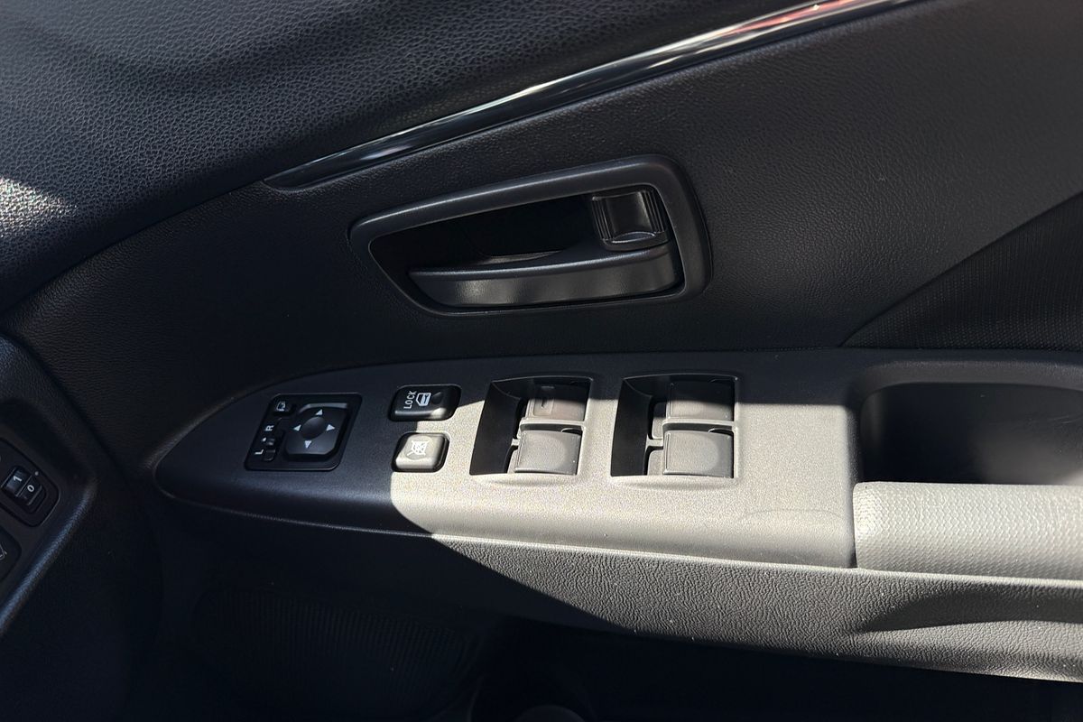 2023 Mitsubishi ASX ES XD