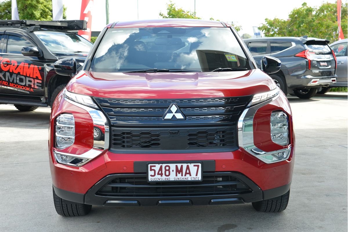 2024 Mitsubishi Outlander Black Edition ZM