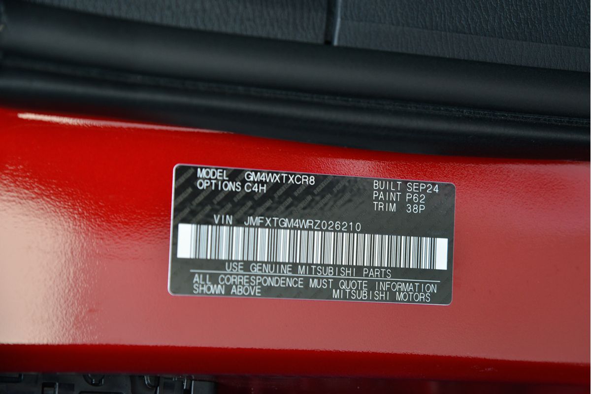 2024 Mitsubishi Outlander Black Edition ZM