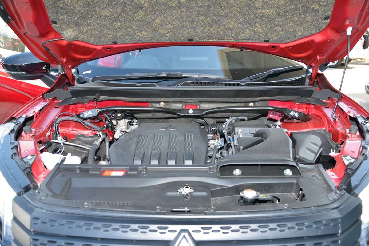 2024 Mitsubishi Eclipse Cross Black Edition YB