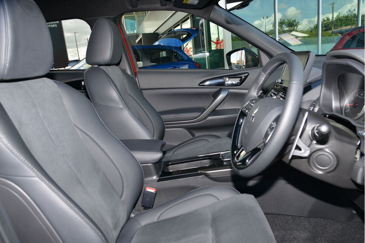 2024 Mitsubishi Eclipse Cross Black Edition YB