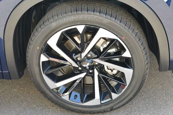 2024 Mitsubishi Outlander PHEV Exceed ZM