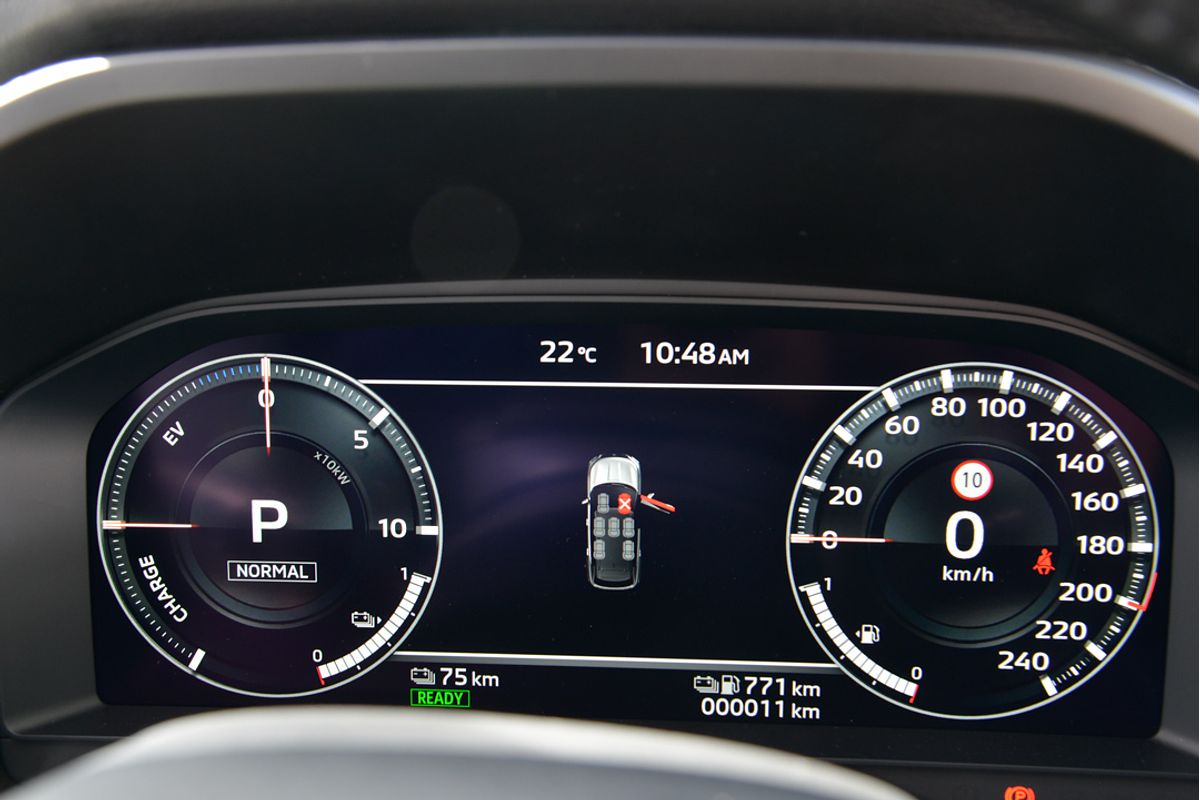 2024 Mitsubishi Outlander PHEV Exceed ZM