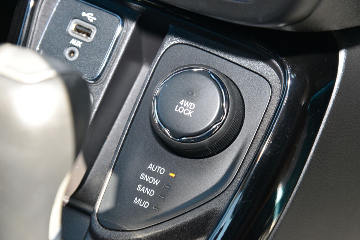 2018 Jeep Compass Limited M6