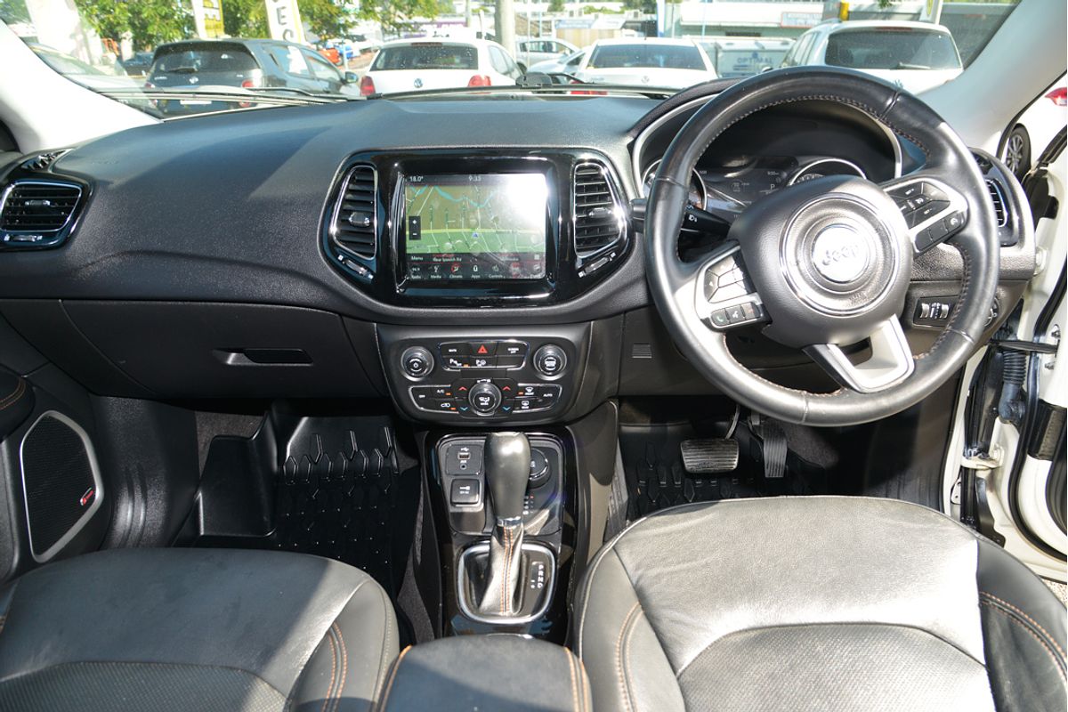 2018 Jeep Compass Limited M6
