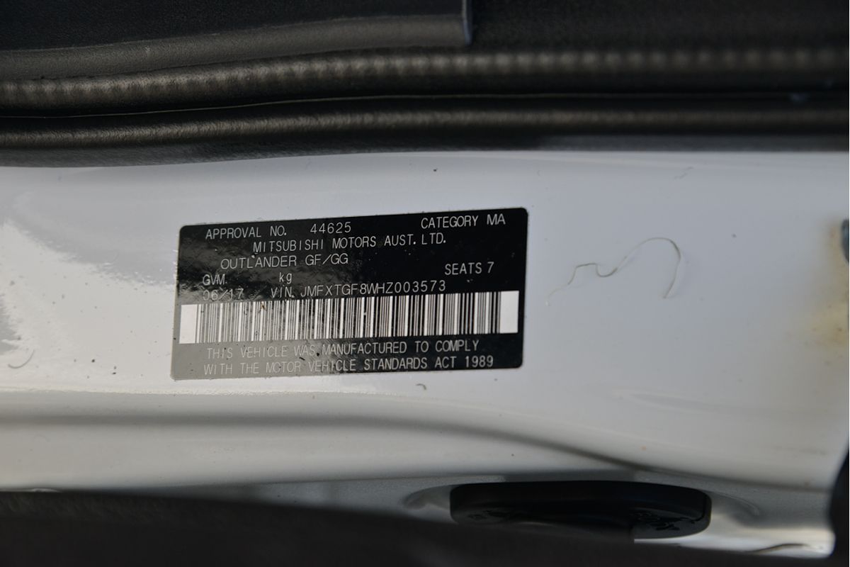 2017 Mitsubishi Outlander LS Safety Pack ZK