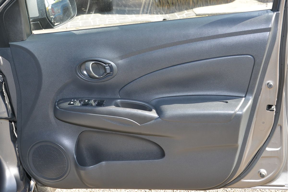 2013 Nissan Almera ST N17