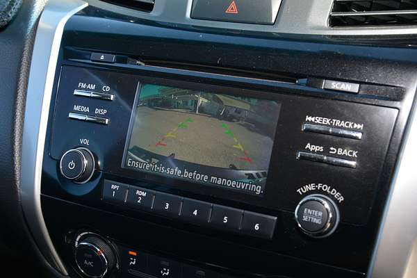 2015 Nissan Navara ST D23 4X4