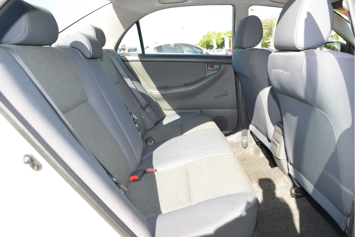 2006 Toyota Corolla Ascent Sport ZZE122R