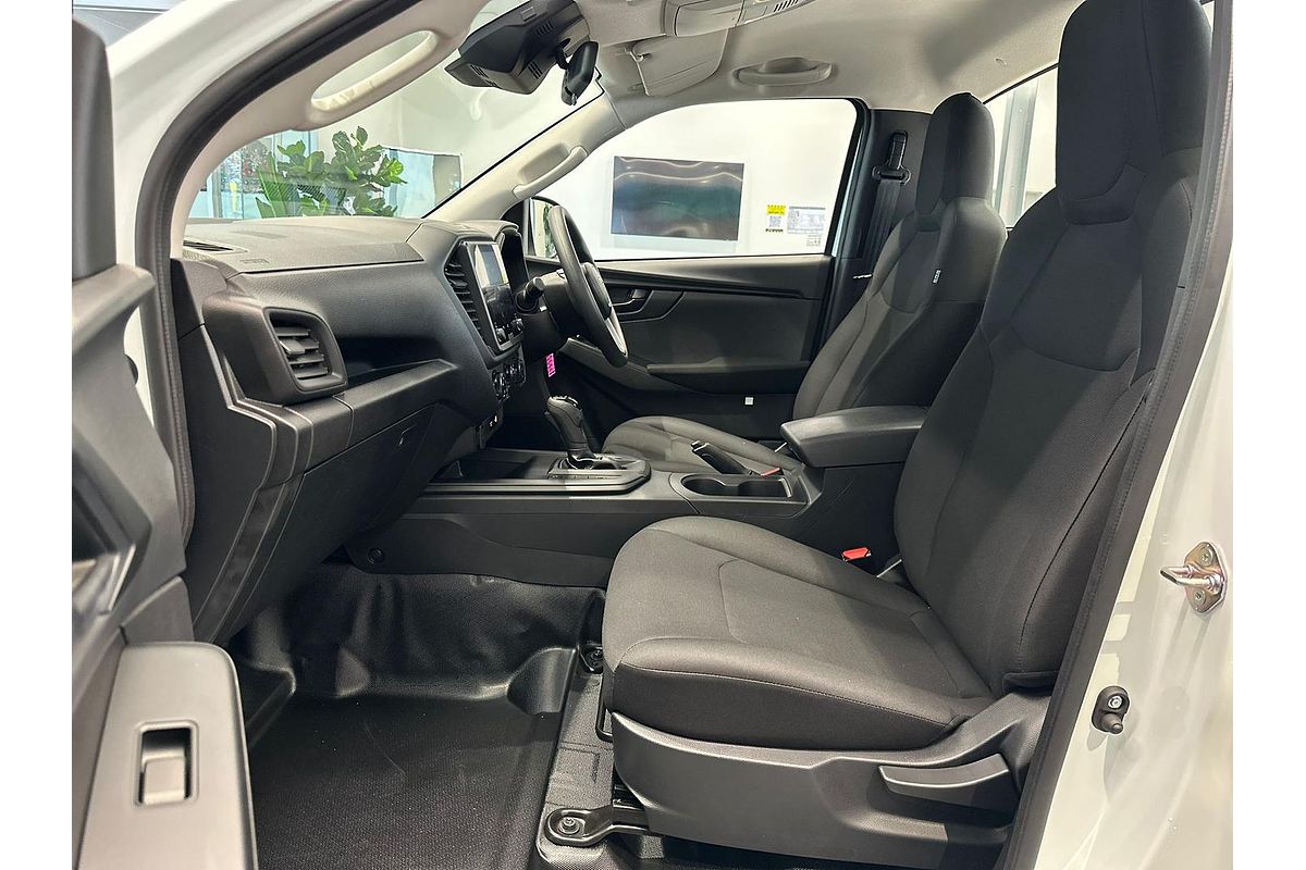 2025 Isuzu D-MAX SX High Ride Rear Wheel Drive