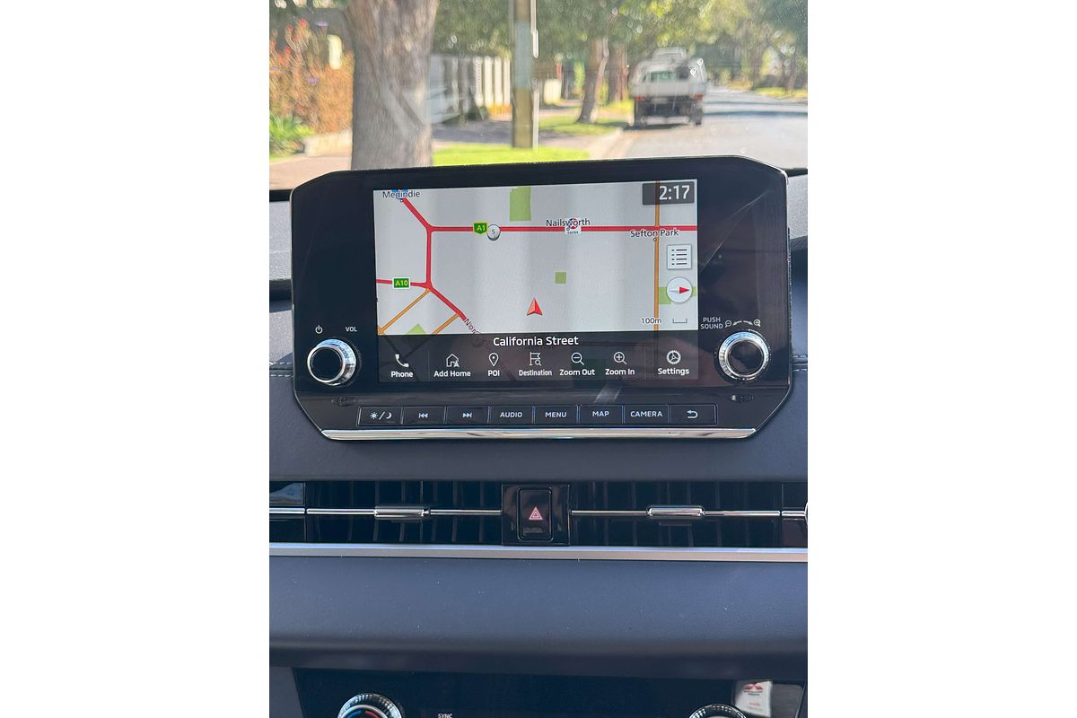 2024 Mitsubishi Outlander LS ZM
