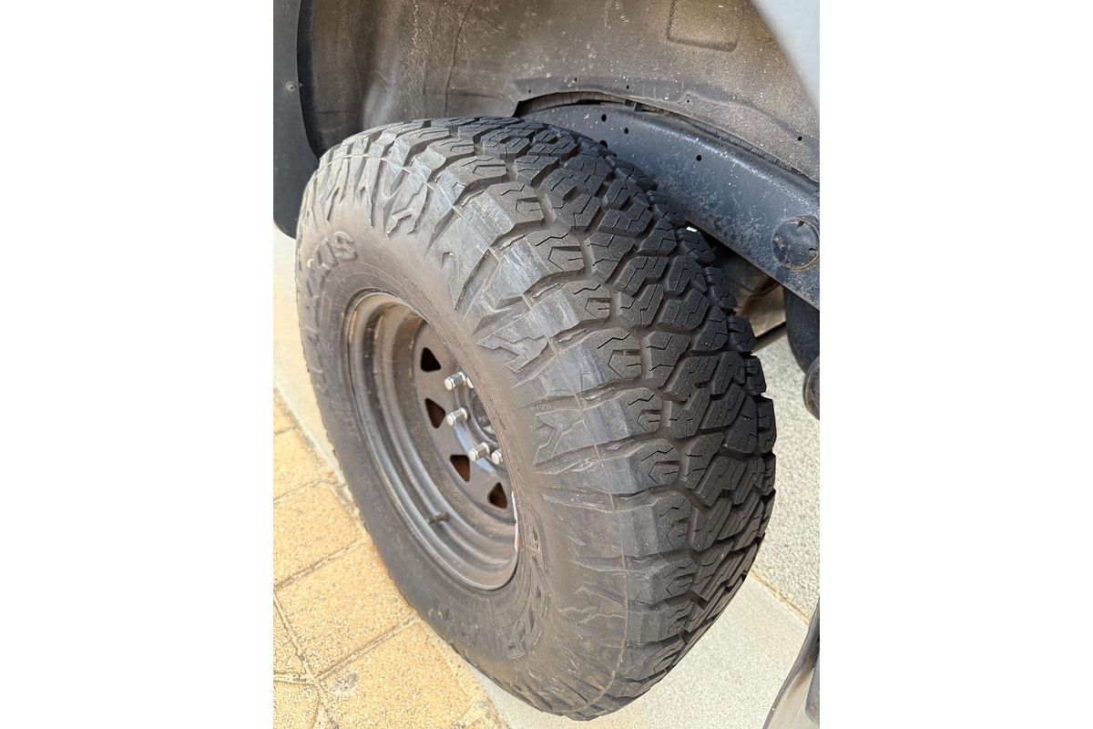 2003 Nissan Patrol ST GU III