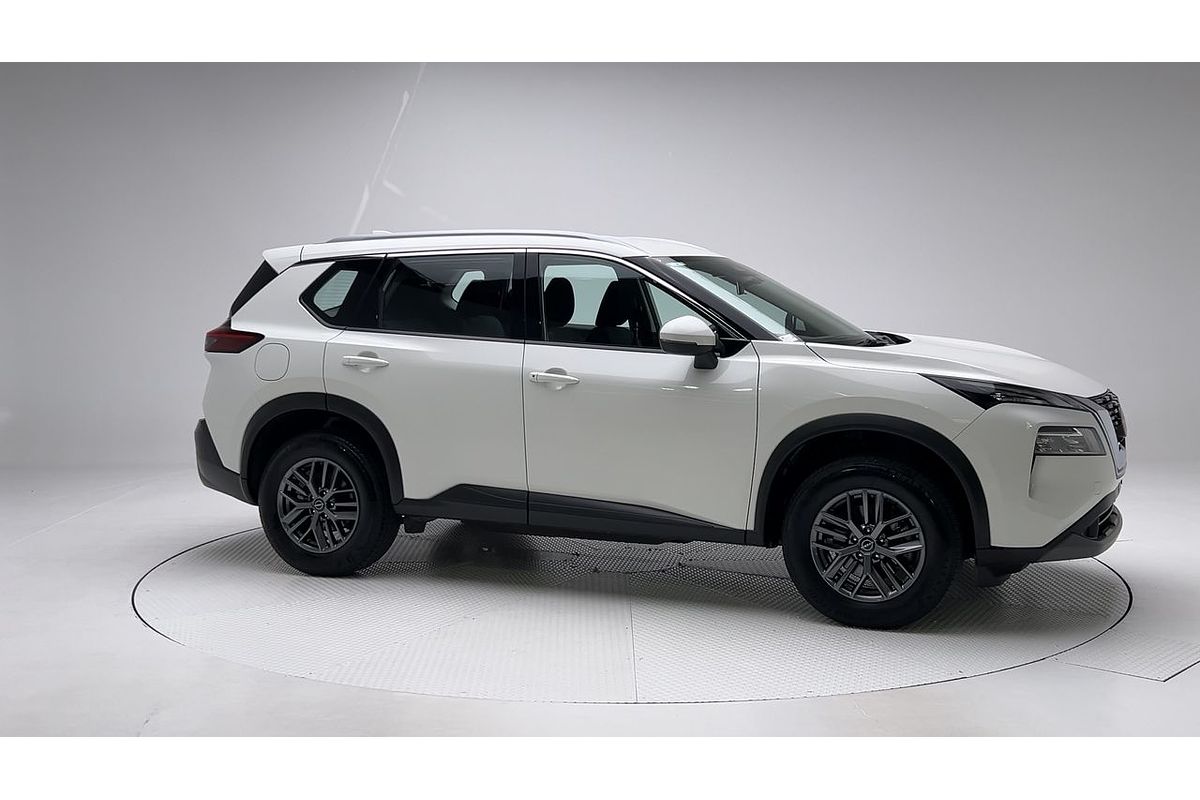 2023 Nissan X-TRAIL ST T33