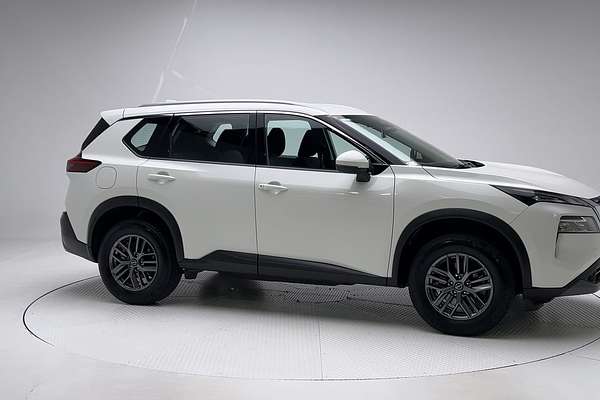 2023 Nissan X-TRAIL ST T33
