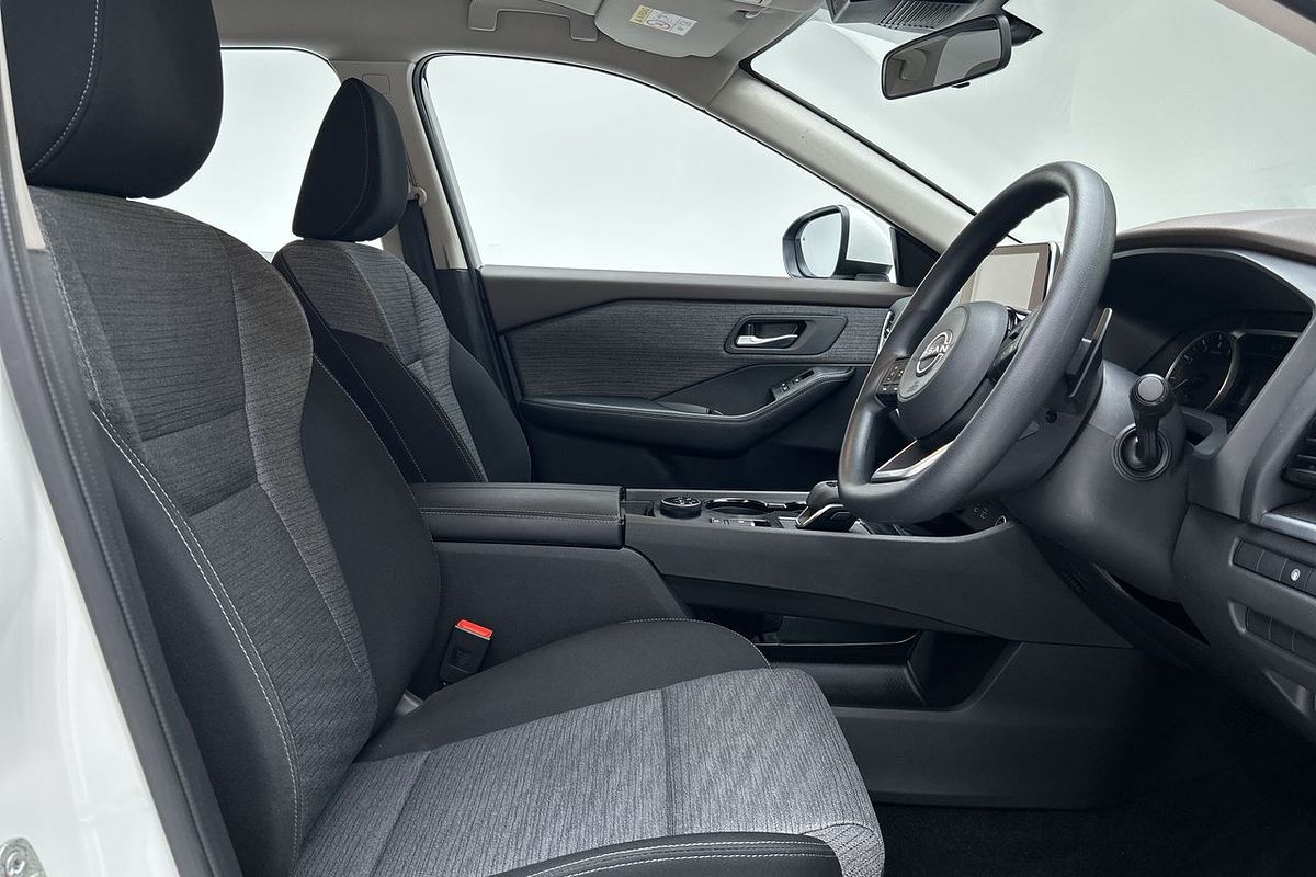 2023 Nissan X-TRAIL ST T33