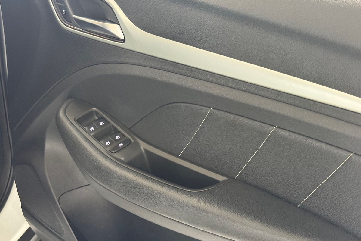 2018 MG ZS Excite AZS1