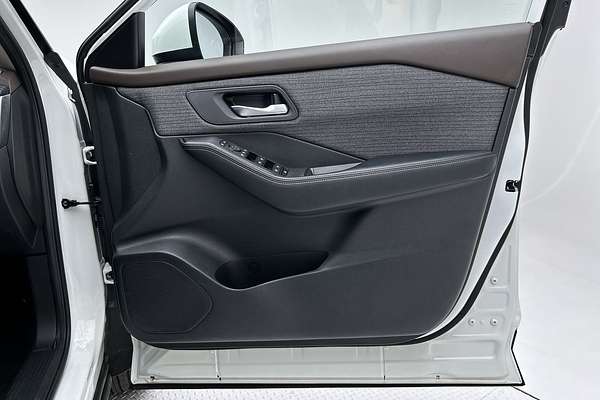 2023 Nissan X-TRAIL ST T33