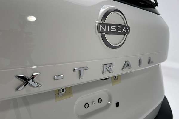 2023 Nissan X-TRAIL ST T33