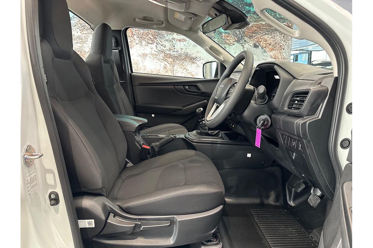 2025 Isuzu D-MAX SX High Ride Rear Wheel Drive