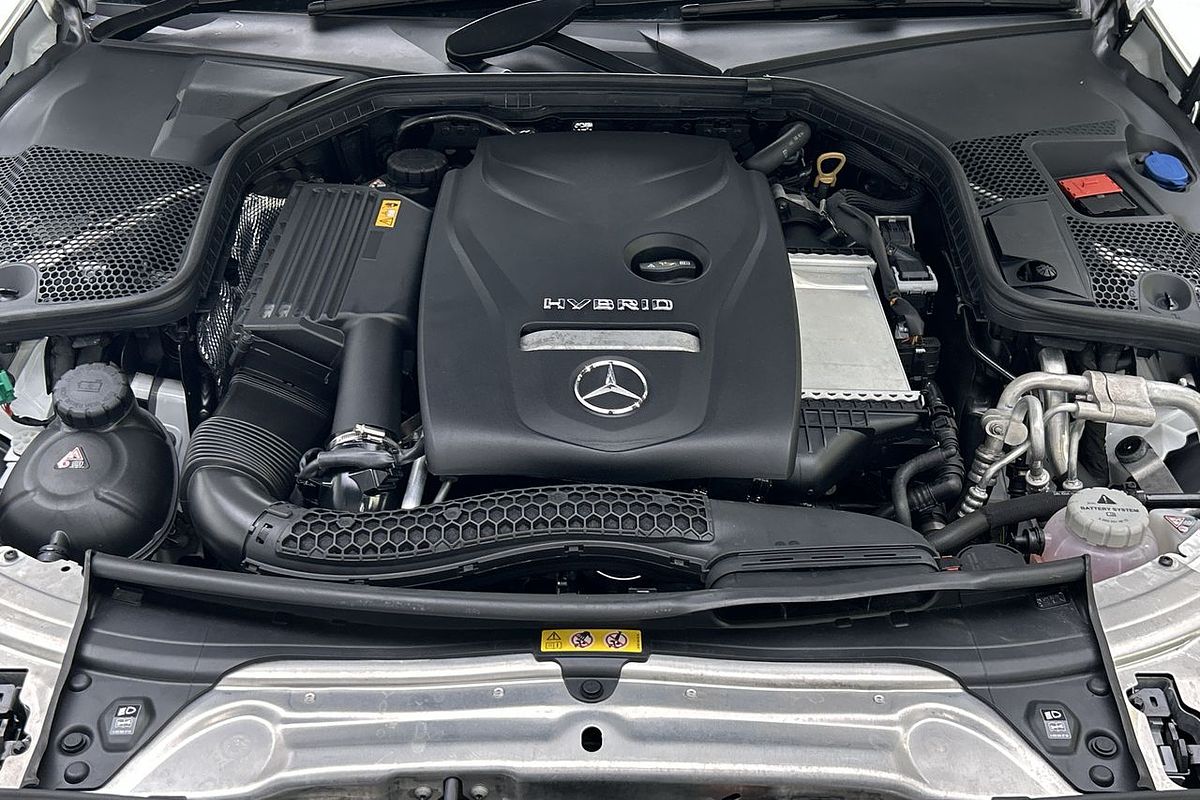 2020 Mercedes-Benz C-Class C300 e W205