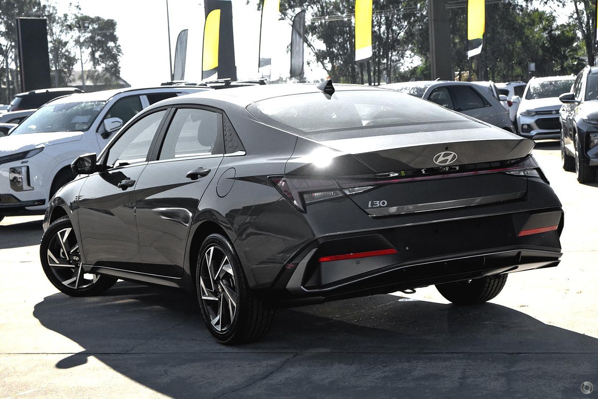 2025 Hyundai i30 Premium CN7.V2