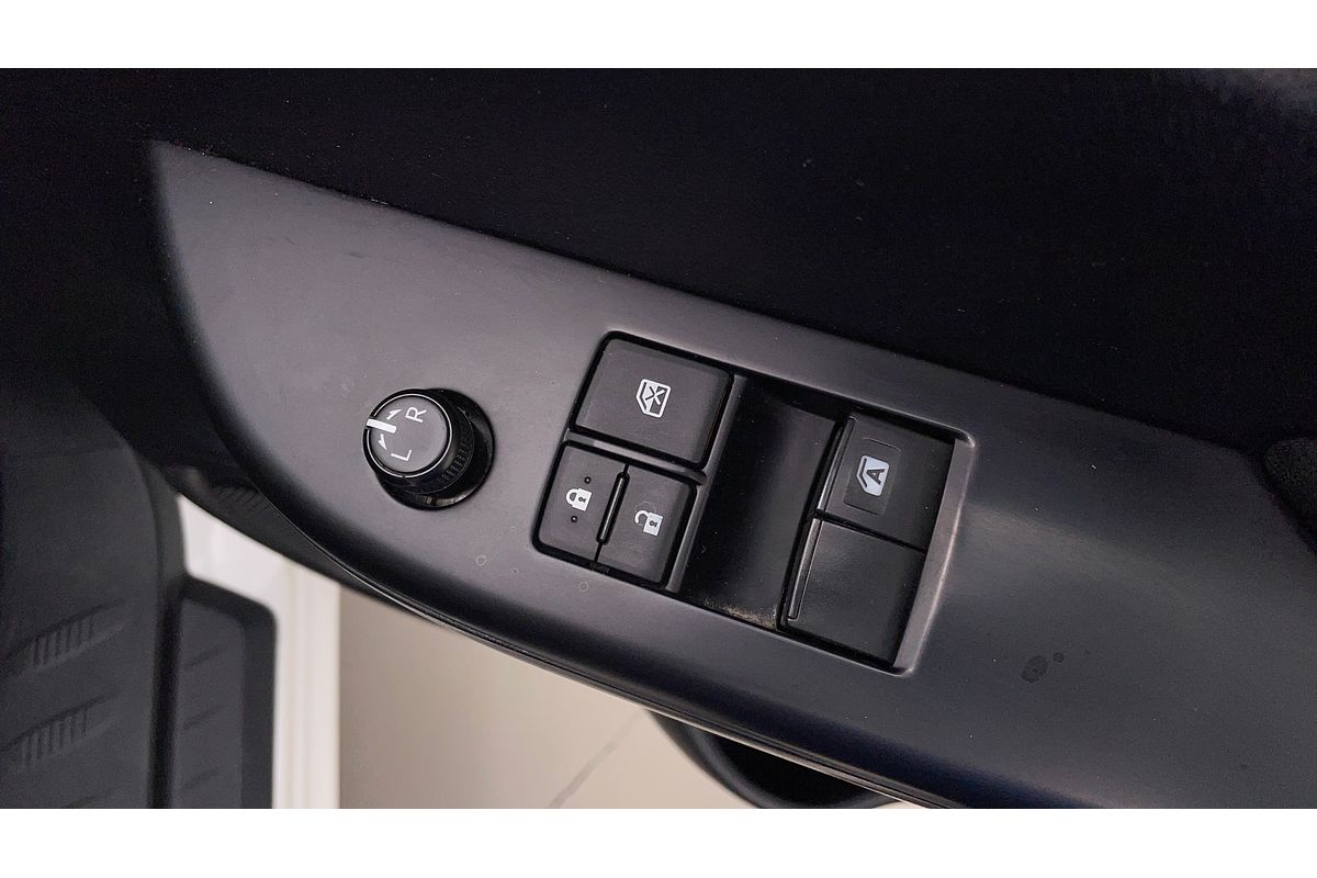 2020 Toyota Hilux Workmate TGN121R Rear Wheel Drive