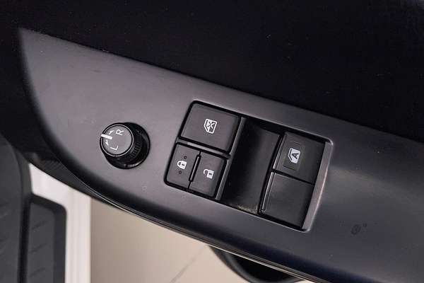 2020 Toyota Hilux Workmate TGN121R Rear Wheel Drive