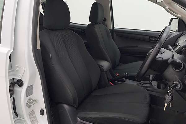 2018 Isuzu D-MAX SX High Ride Rear Wheel Drive