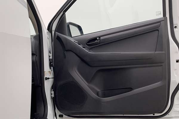 2018 Isuzu D-MAX SX High Ride Rear Wheel Drive