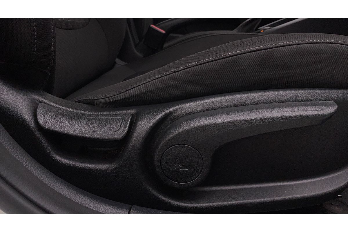 2023 Kia Rio S YB