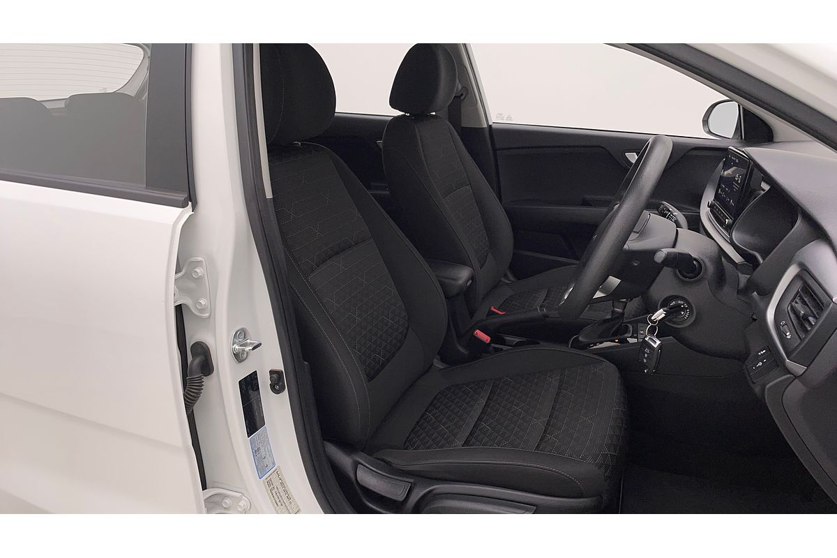 2023 Kia Rio S YB