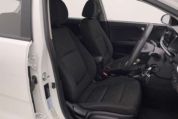 2023 Kia Rio S YB