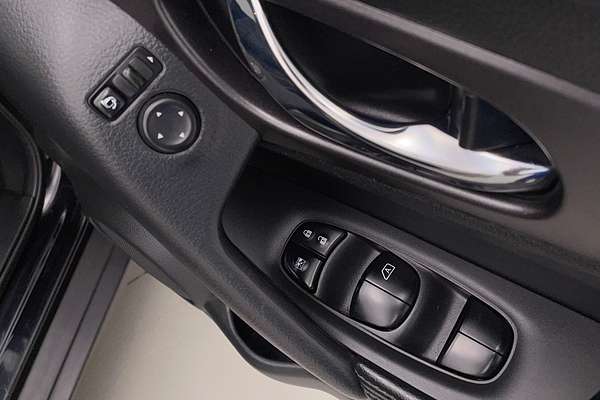 2016 Nissan X-TRAIL ST-L T32