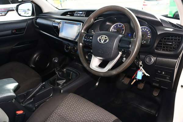 2019 Toyota Hilux SR GUN126R 4X4