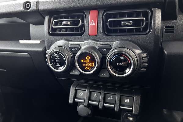 2022 Suzuki Jimny GJ