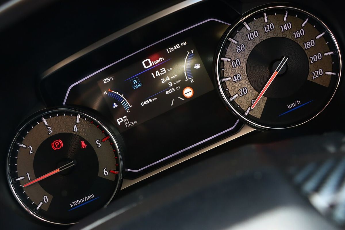2023 Isuzu MU-X LS-T