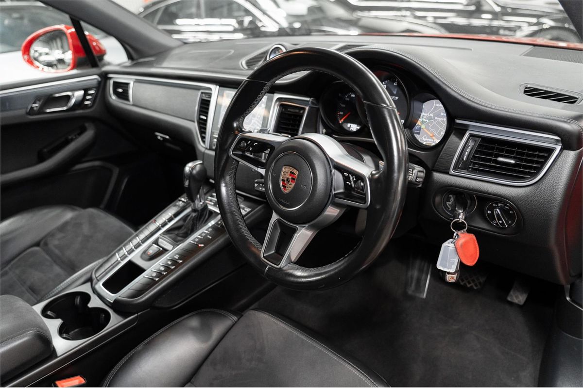 2016 Porsche Macan GTS 95B