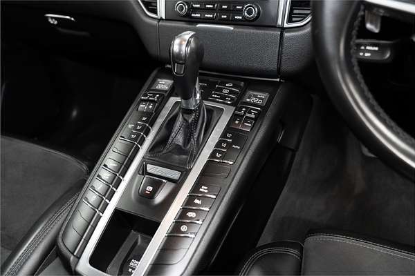 2016 Porsche Macan GTS 95B
