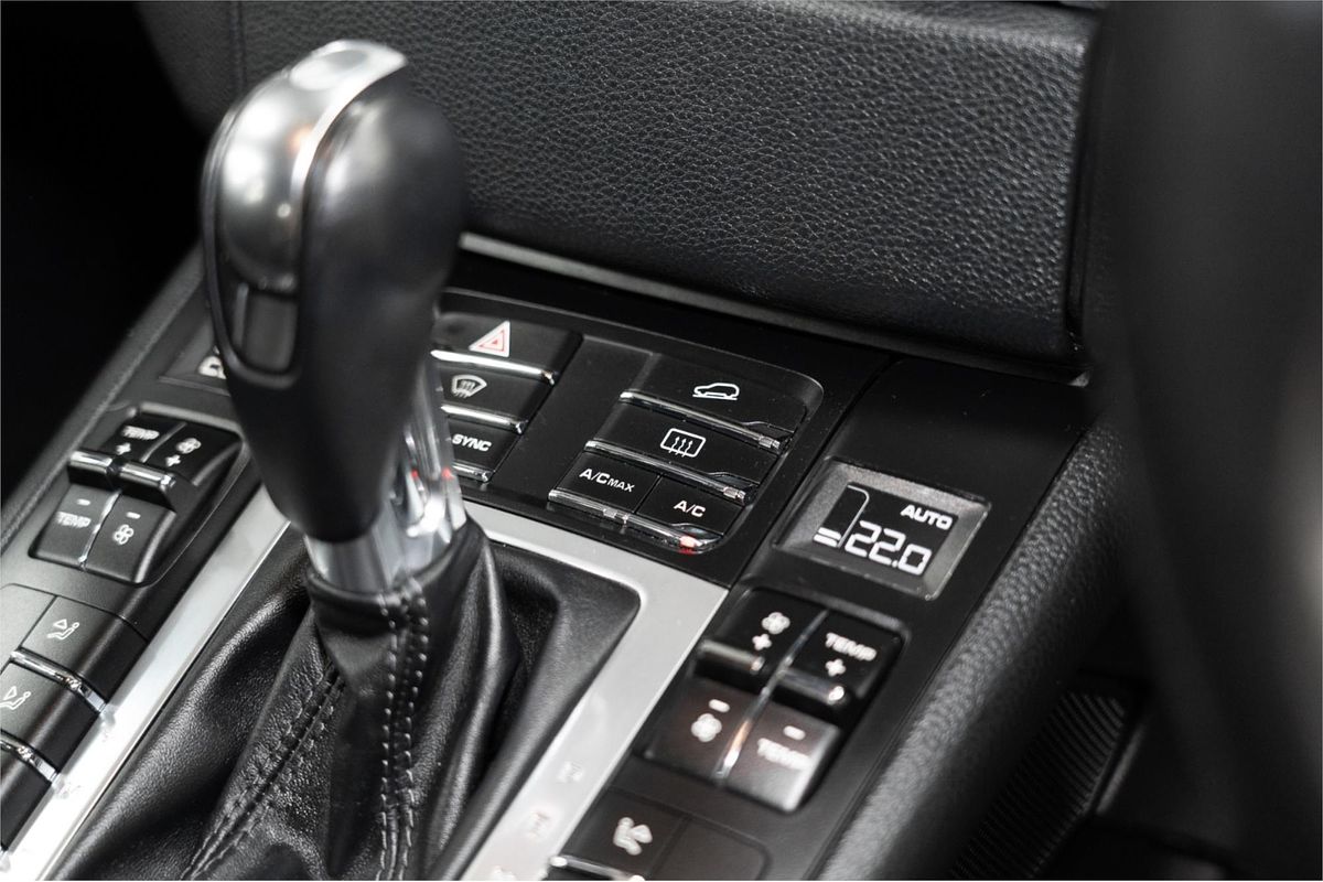 2016 Porsche Macan GTS 95B