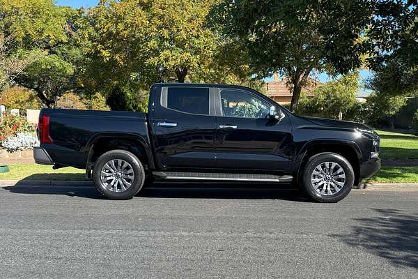 2024 Mitsubishi Triton GLS MV 4X4
