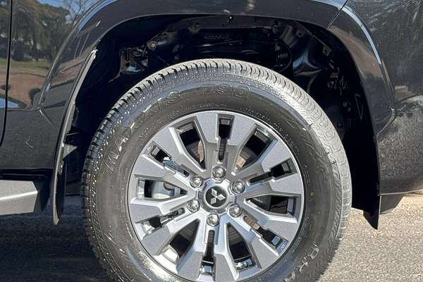 2024 Mitsubishi Triton GLS MV 4X4