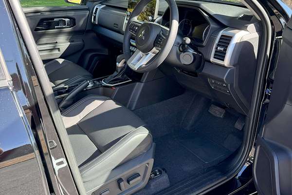 2024 Mitsubishi Triton GLS MV 4X4