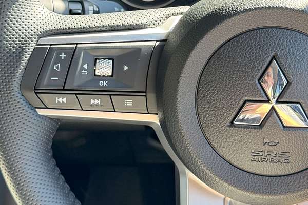 2024 Mitsubishi Triton GLS MV 4X4