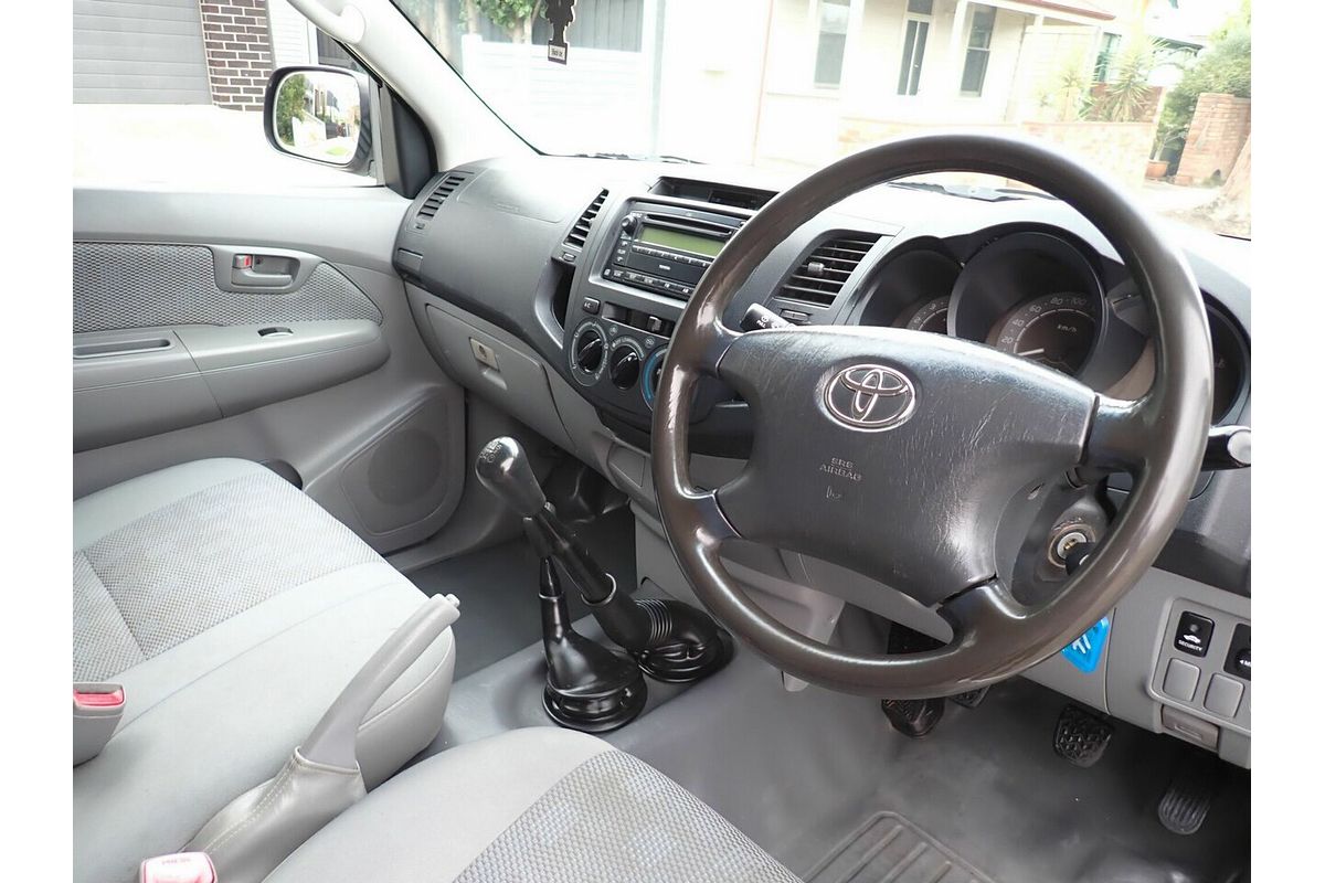 2008 Toyota Hilux SR (4x4) KUN26R 08 Upgrade 4X4