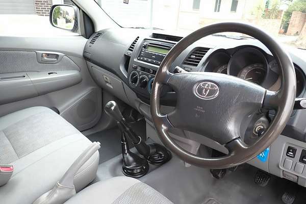 2008 Toyota Hilux SR (4x4) KUN26R 08 Upgrade 4X4