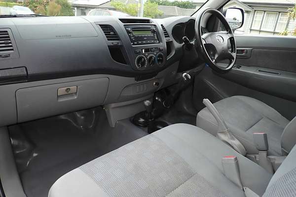2008 Toyota Hilux SR (4x4) KUN26R 08 Upgrade 4X4