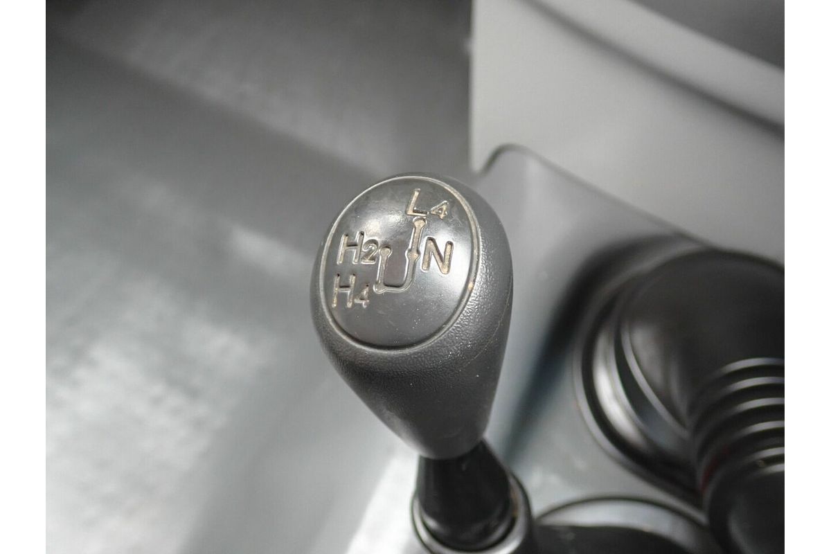 2008 Toyota Hilux SR (4x4) KUN26R 08 Upgrade 4X4