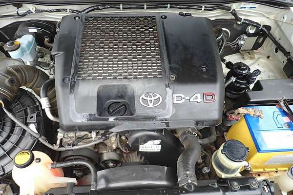 2008 Toyota Hilux SR (4x4) KUN26R 08 Upgrade 4X4
